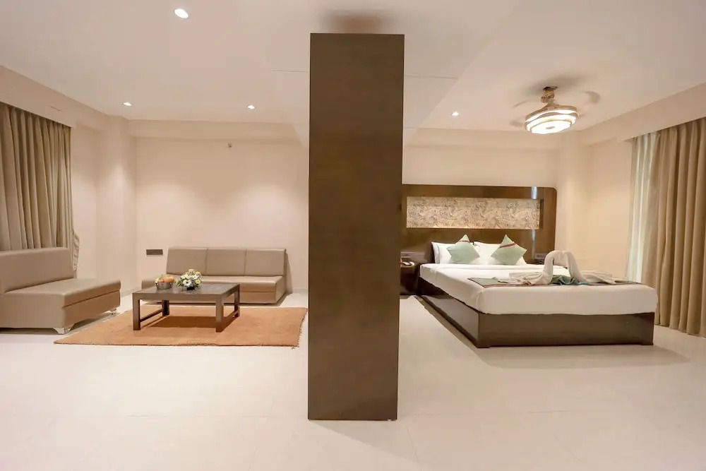 Zip By Spree Hotels Surat