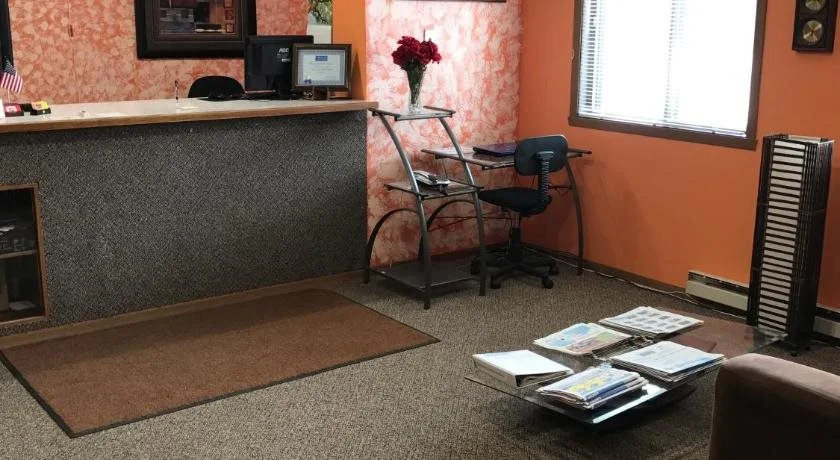 Travel Inn Watertown