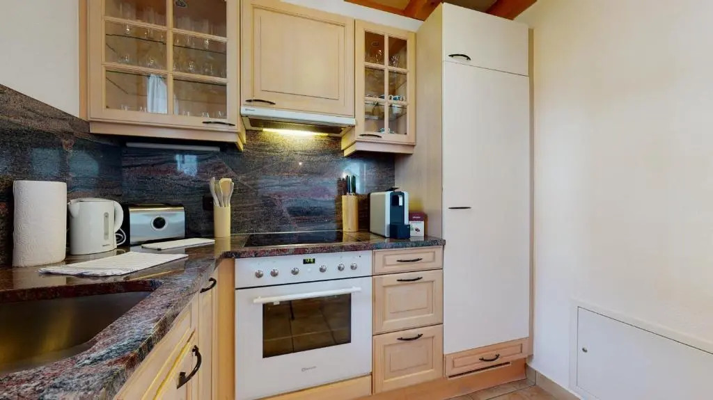 Villa Octogon, 2 Bedrooms, ideally located in Leukerbad