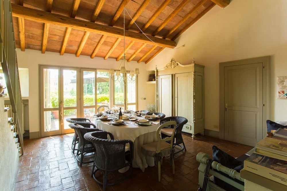 Villa Truffle