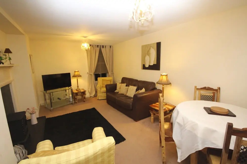 Silver Lining - St Patrick Sq Apartment