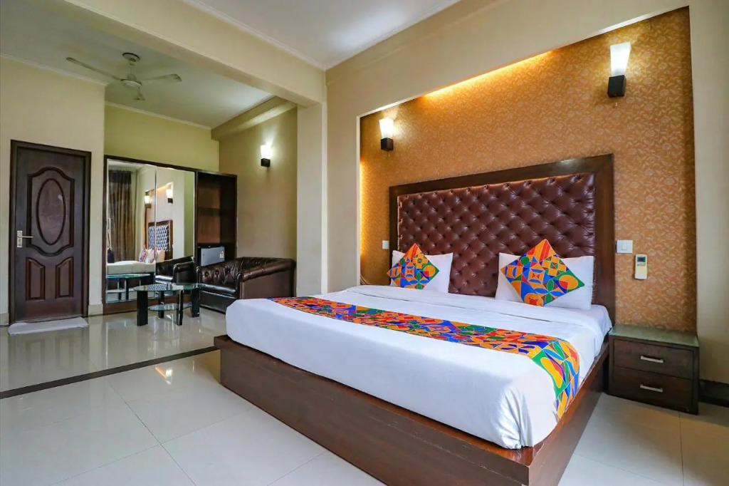 Hotel Lloyd Residency