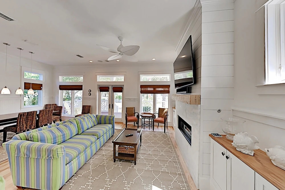 Boogie Board Inn 4 Bedrooms 4 Bathrooms Home