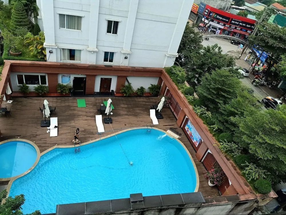 city hotel