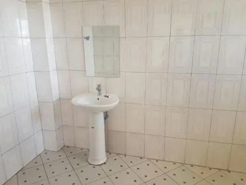 Mwolekas Hotel