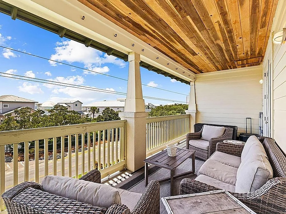Grand Isle Condo 306