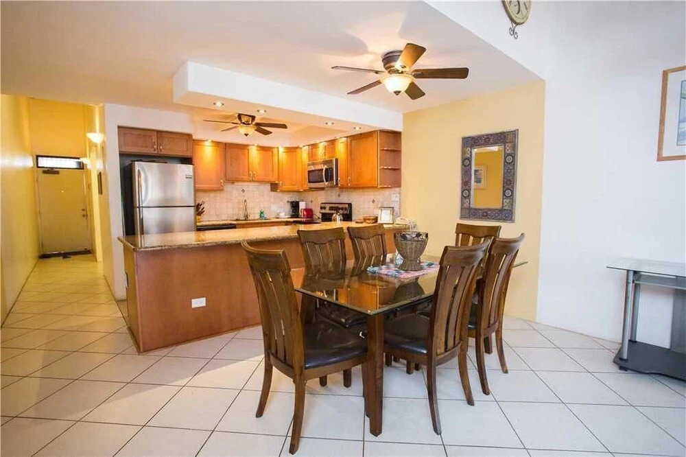 Kamaole Sands 8402 - Two Bedroom Condo