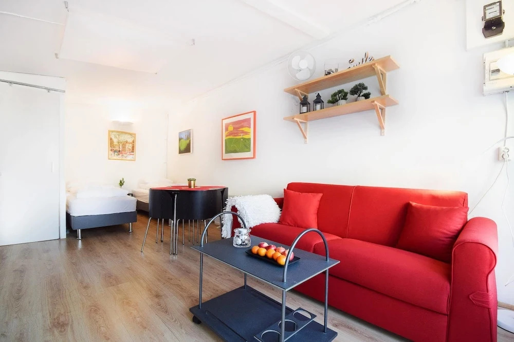Apartment M13