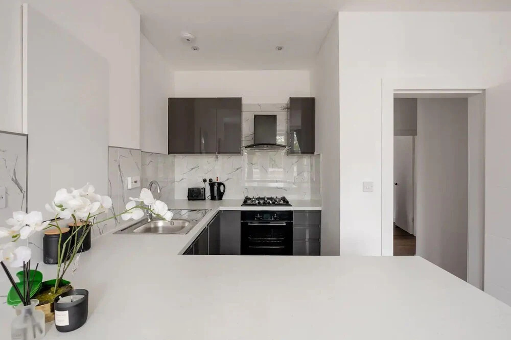 Remarkable 1-bed Apartment in Glasgow