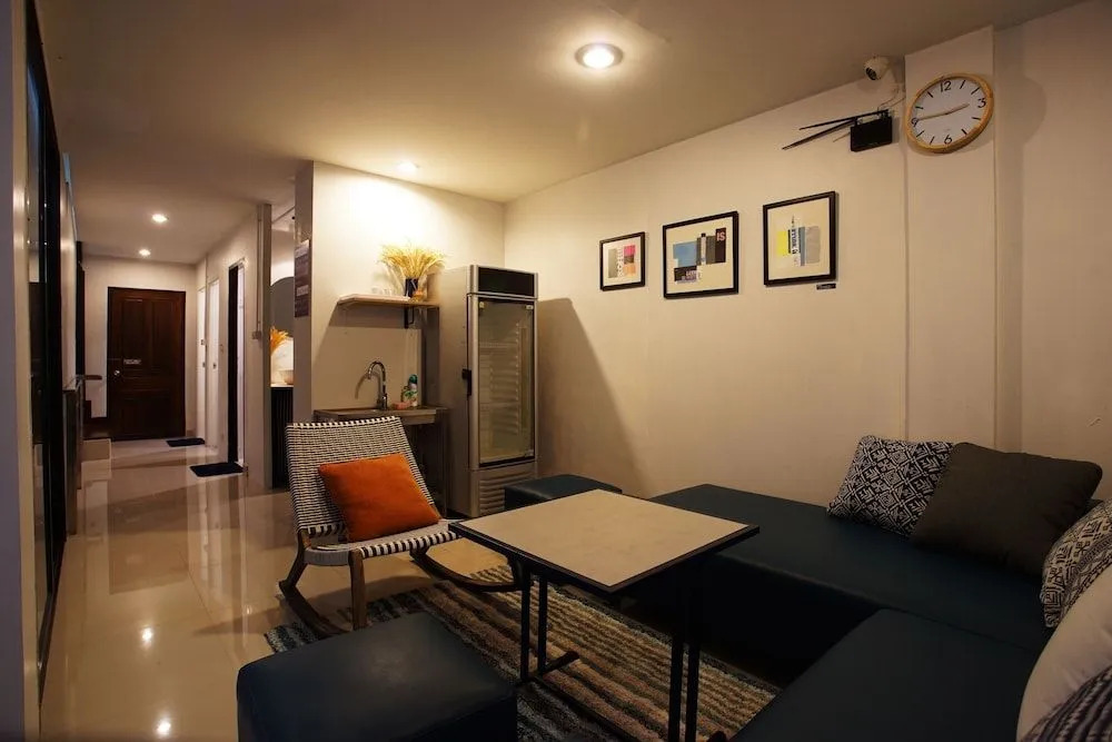 VR Meet Hostel