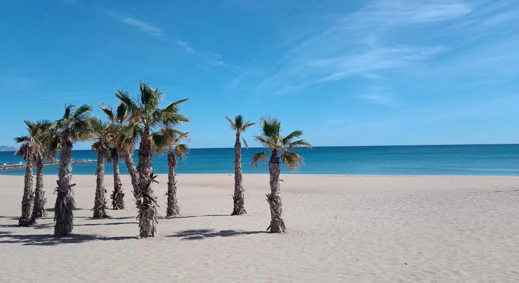 Bungalow con encanto, 100m2, a 800m de la playa