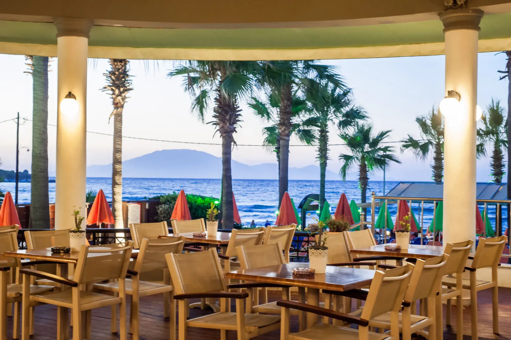 Phoenix Beach Hotel