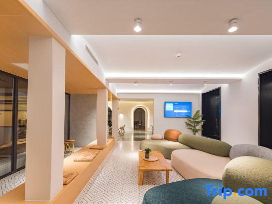 Light and wind ROOF Tangquan House (OMG Heartbeat Park Store)
