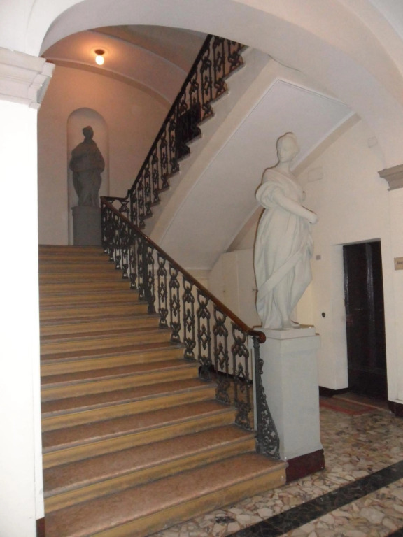 Interno 1