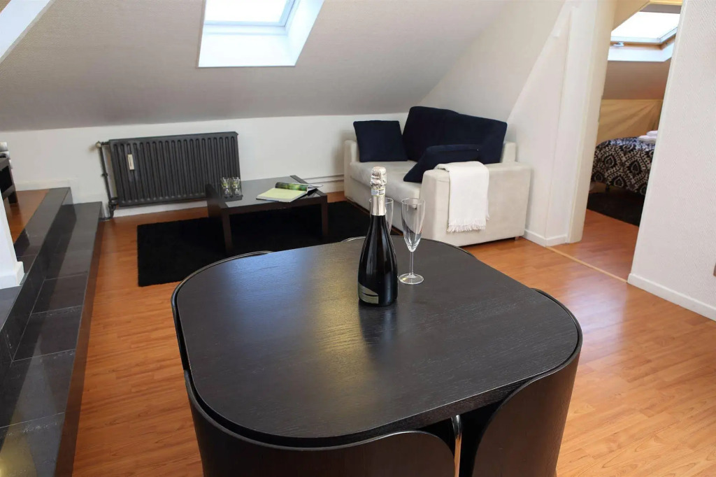 The Queen Luxury Apartments - Villa Carlotta