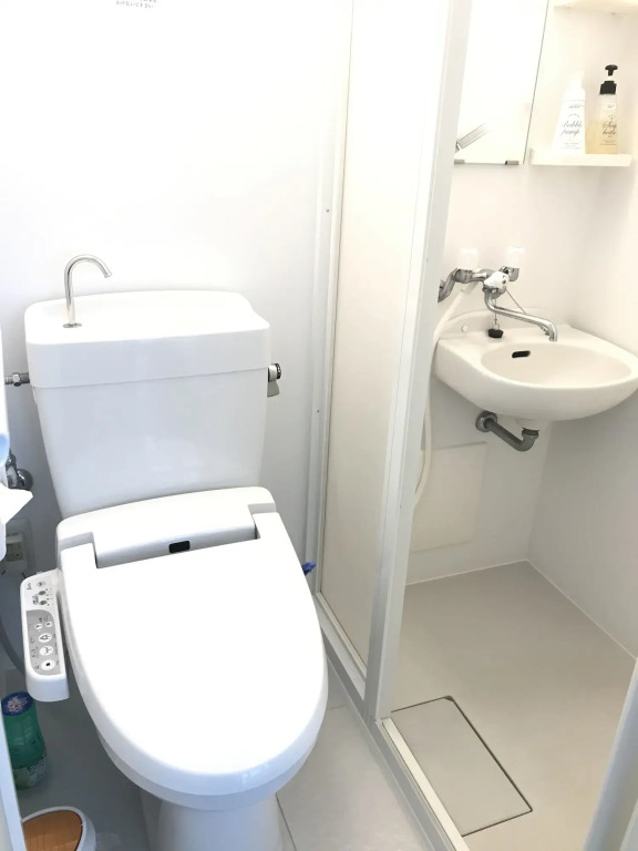 Osaka Sinsei Guest House