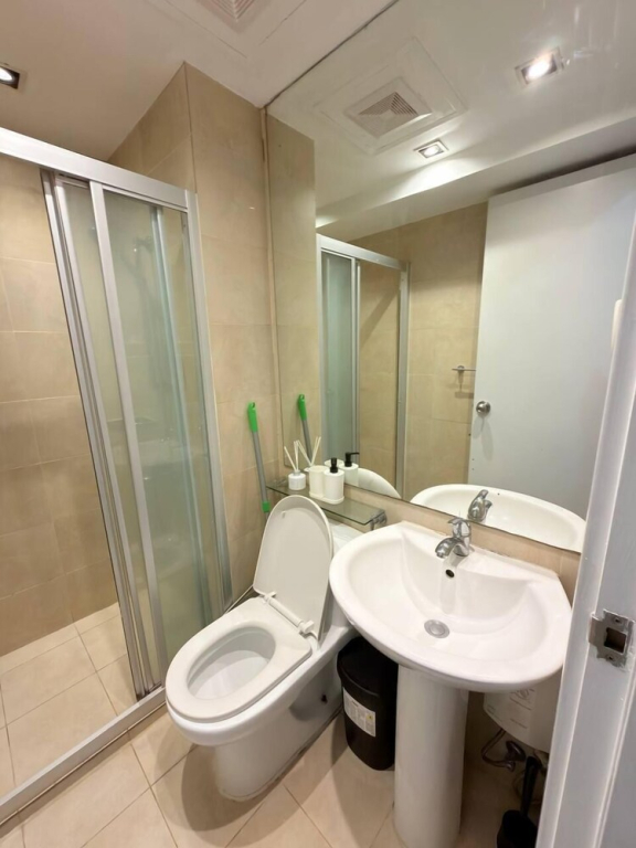 Knightsbridge Makati City Stay
