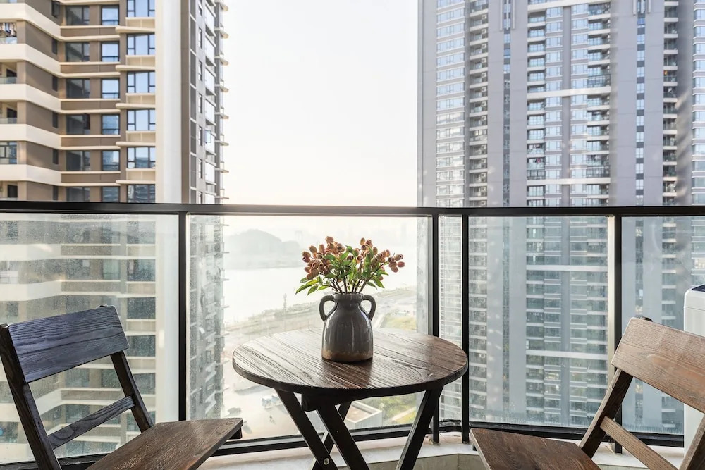 Locals Boutique Apartment WanzaiCEC No.6