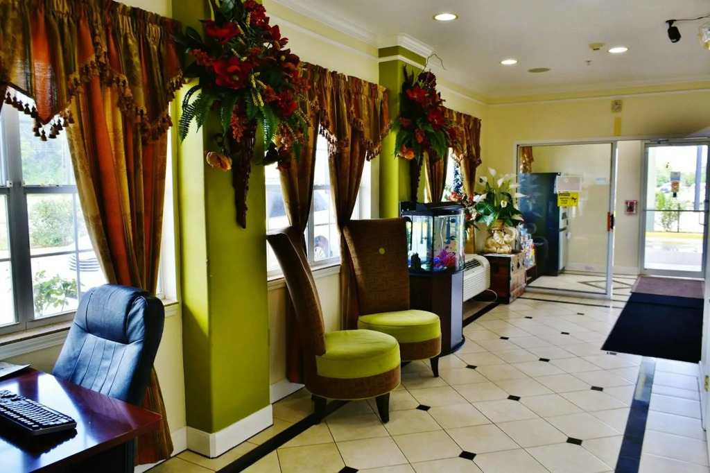 Scottish Inn and Suites Alvin