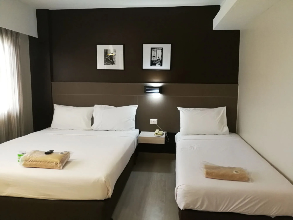 Srivichai Hotel