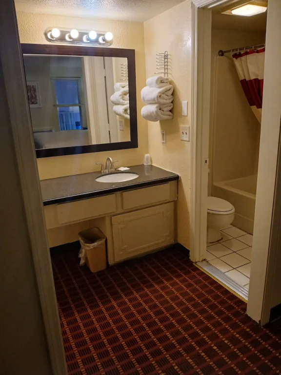 76 Family Inn