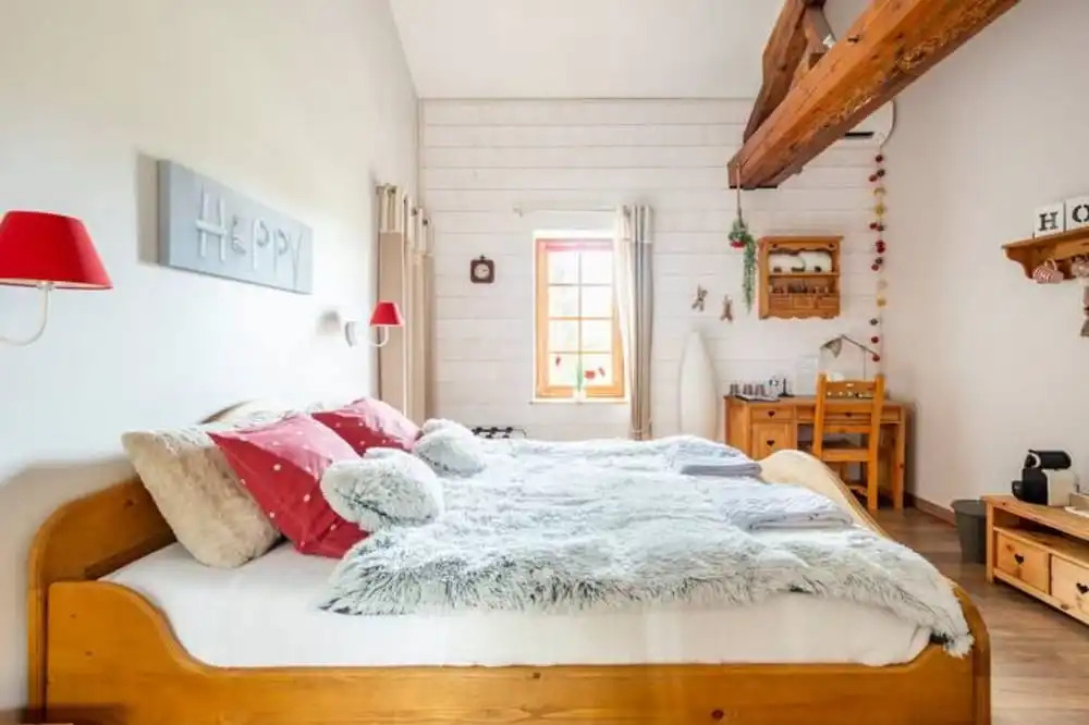 B&B Des Histoires dAnges - Côté Jardin - Accueil Vélo