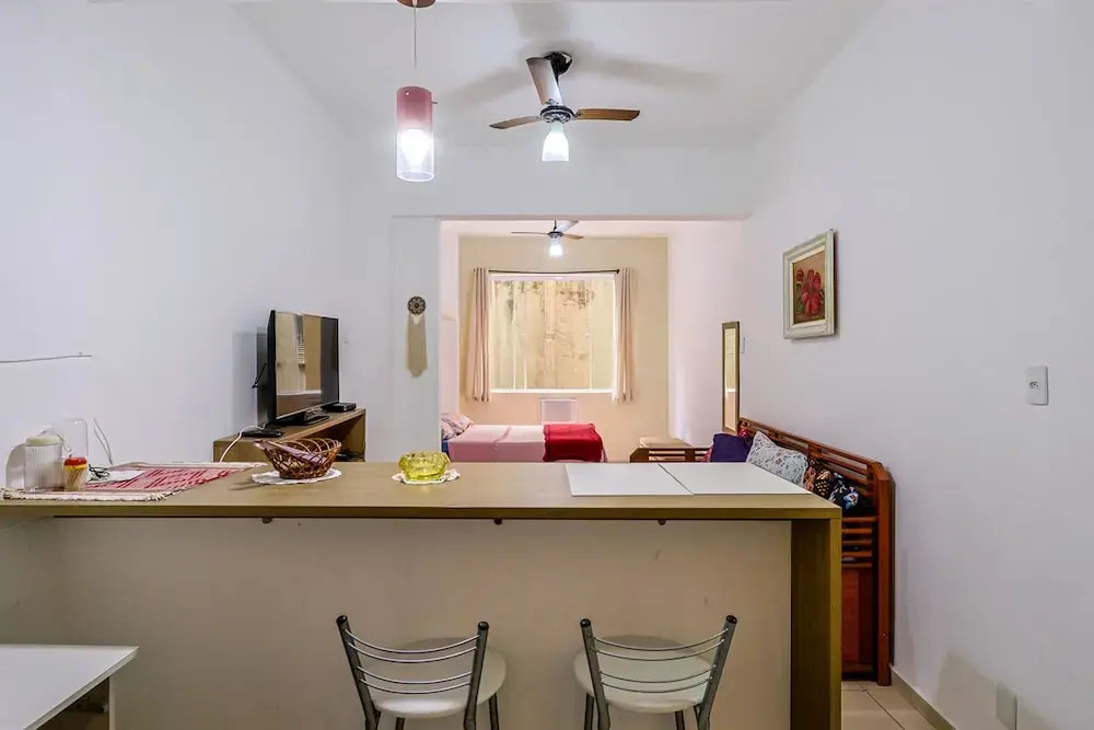 Loft c Ar e Wi-fi a 100m da Praia de Copacabana