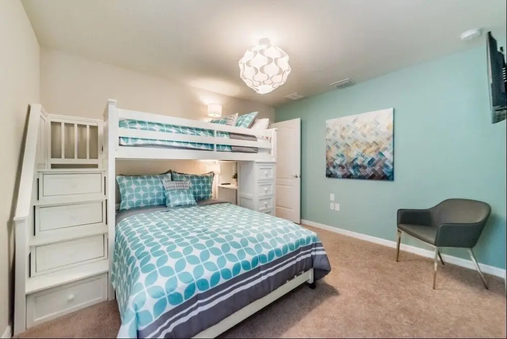 Mac8820 8 Bedroom Condo