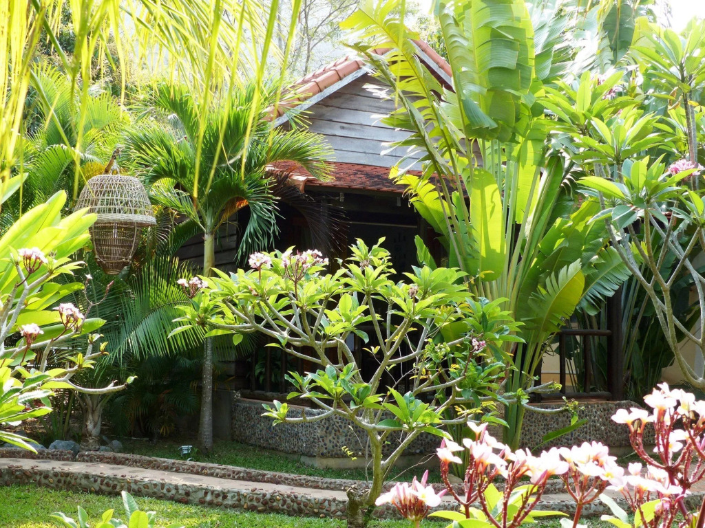 Raingsey Bungalow