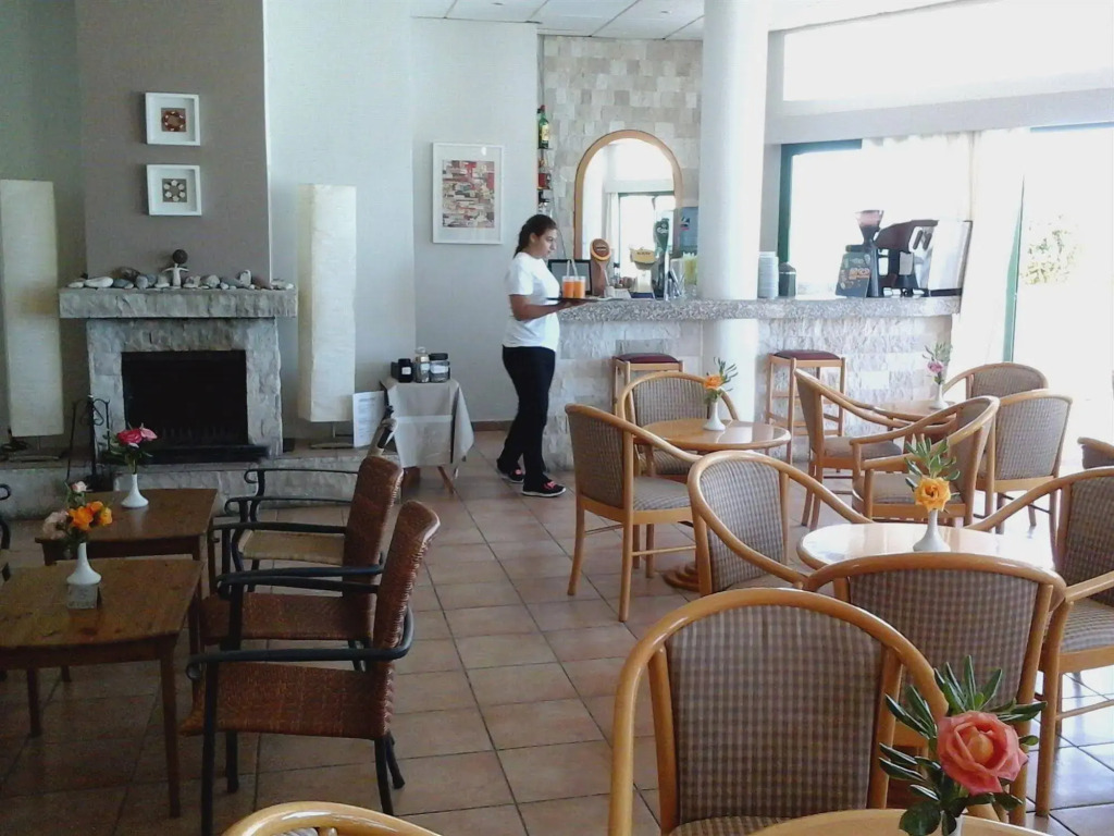 Natura Beach Hotel And Villas
