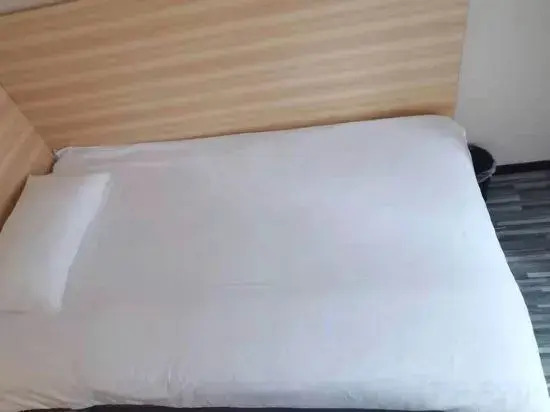 Vienna Classic Hotel (Chongqing Nanbin Road Danzishi)