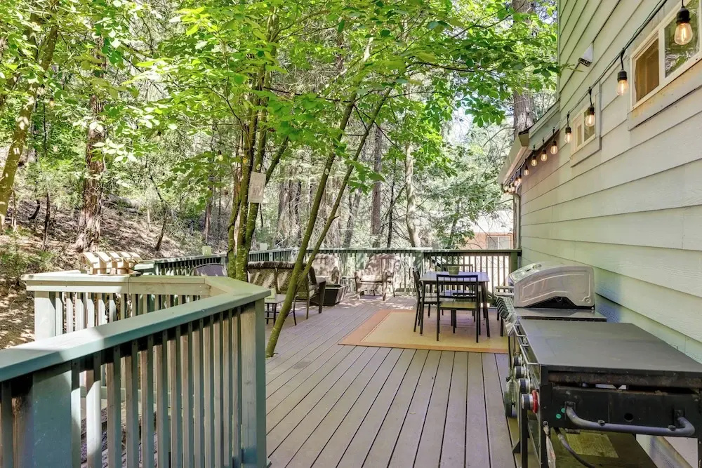 Near Dtwn: Twain Harte Home w/ Furnished Deck!