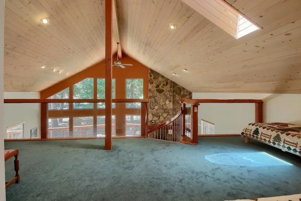 Jolie Cabin