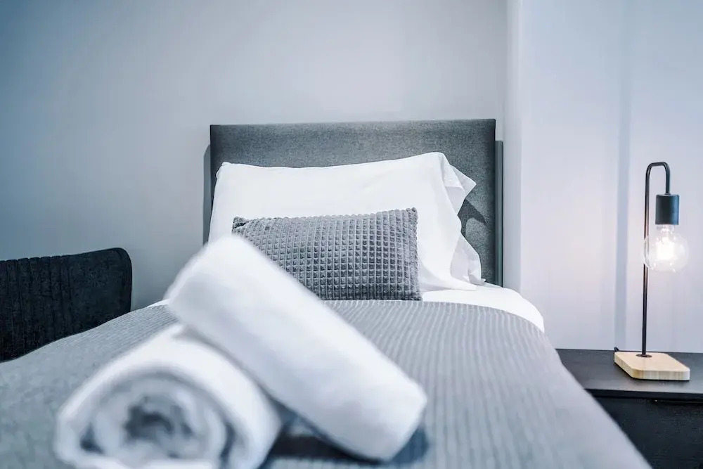 Hilltop Serviced Apartments - Sheffield