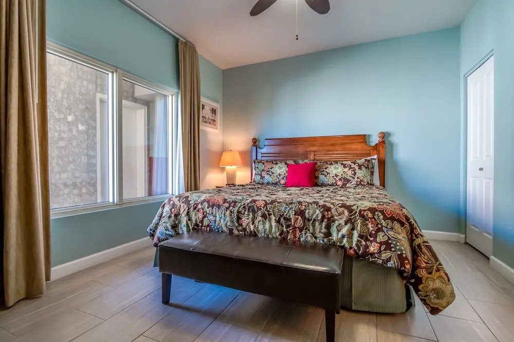 Shores of Panama 821 - 2 Br Condo