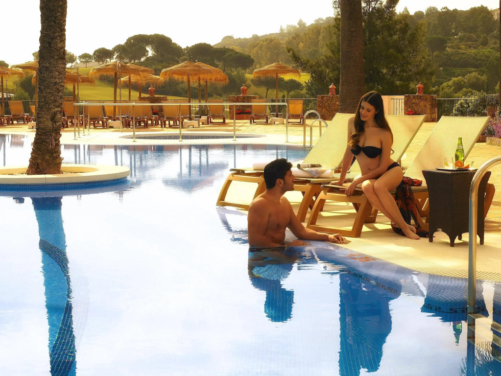 La Cala Resort