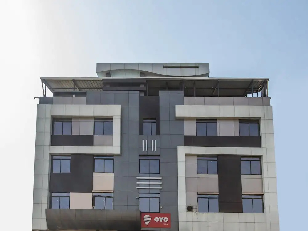 OYO 13531 Hotel Sundaram Palace