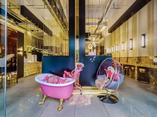 Nicesoe H·HOTEL (Chengdu Niushikou Subway Station)