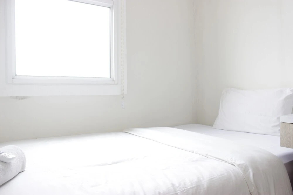 Higher Floor 2Br Apartment With Exotic View At Parahyangan Residence