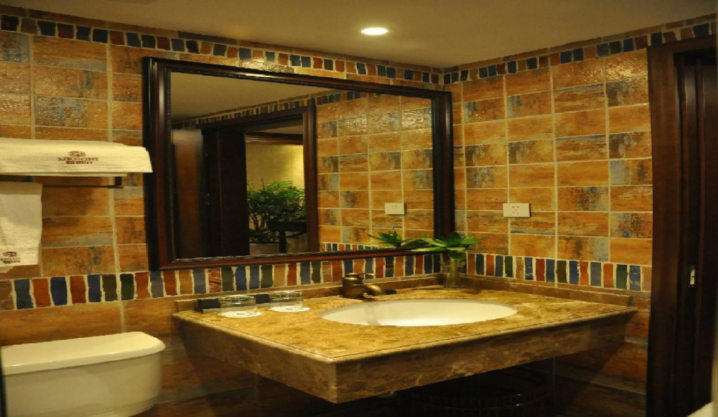 Menoni Boutique Hotel
