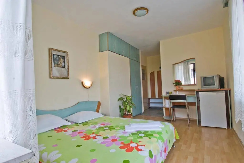 Vania Guest House