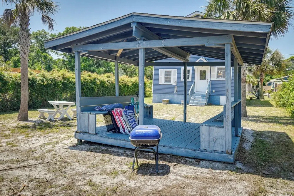 Walk to Water: Coastal-chic Home Near Myrtle Beach