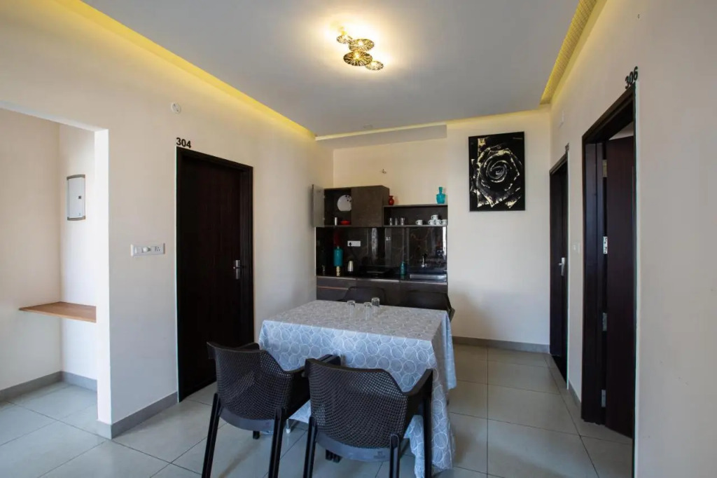 Sarvam Serviced Apartment