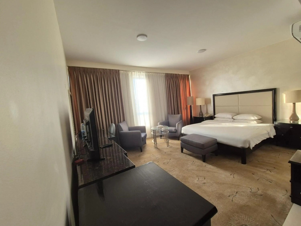 Le Vendome Hotel