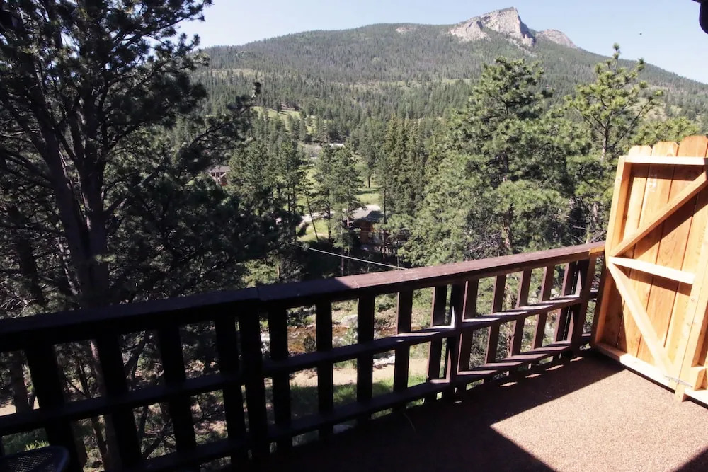 Fawn Valley Inn: 293