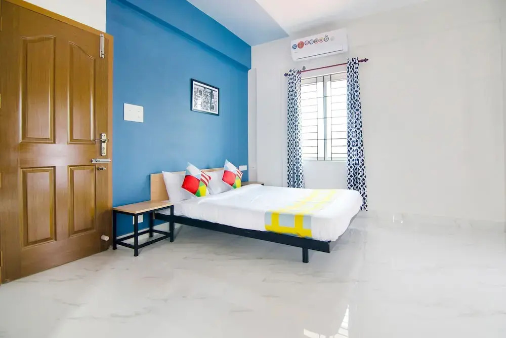 Rajamandiram by OYO Rooms