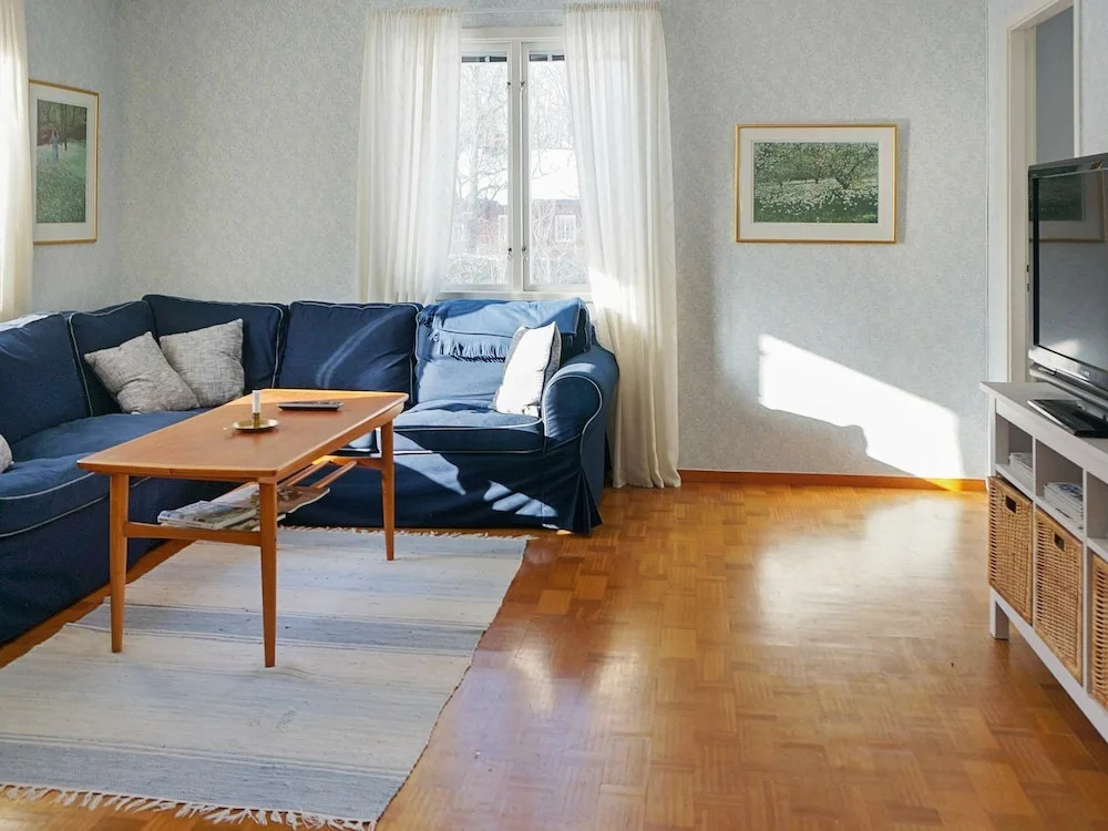 6 Person Holiday Home in Löttorp