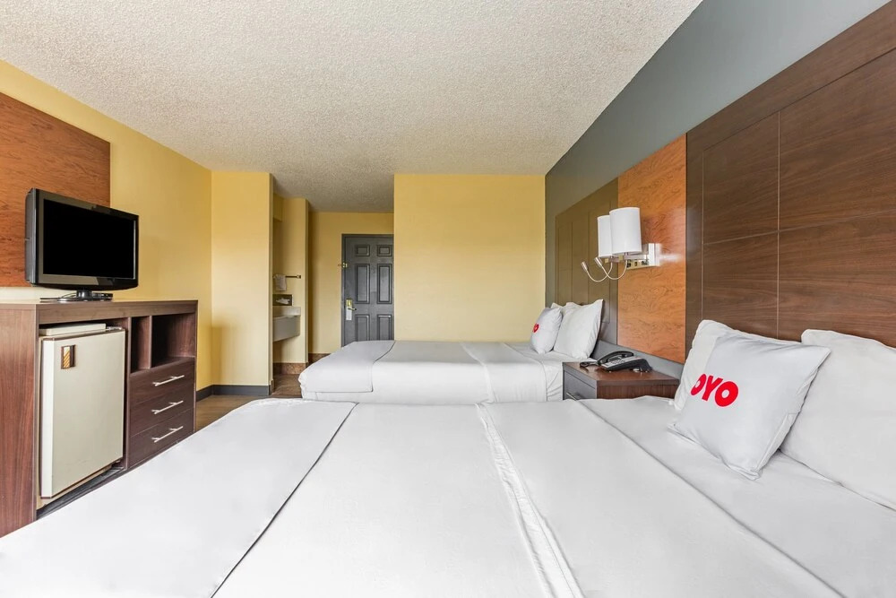 Rodeway Inn and Suites Airport Tulsa
