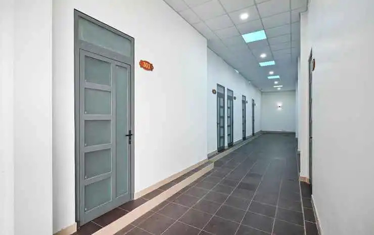Paradise Hotel