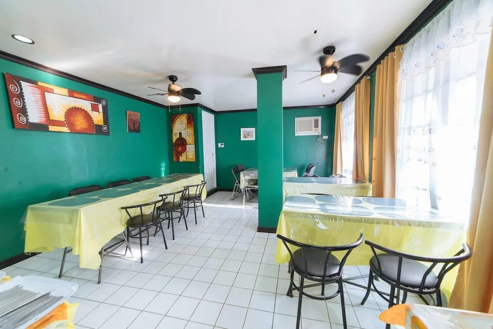 Reddoorz Near Fruit Market Tagaytay